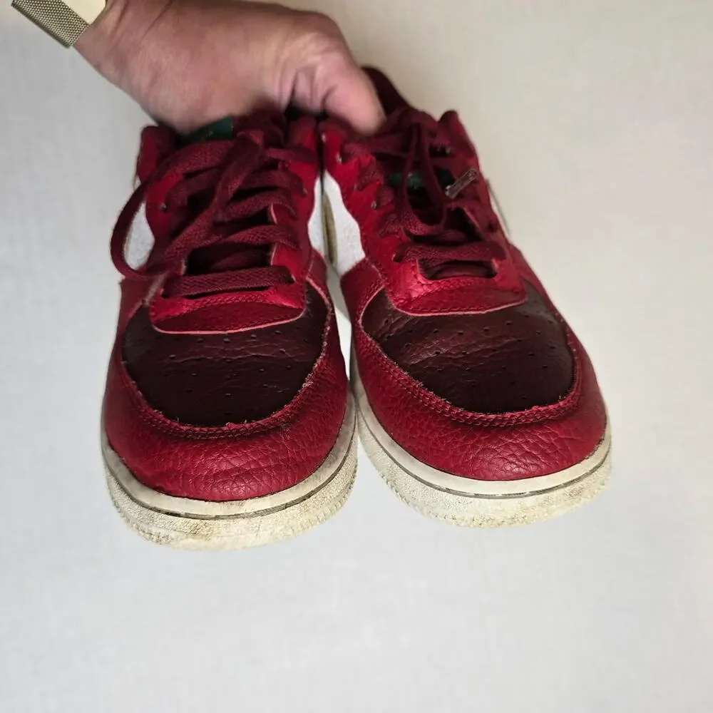 Nike Air Force 1 GS Kids Size 1.5Y Red Gold Christmas Shoes Sneakers DQ4710-600